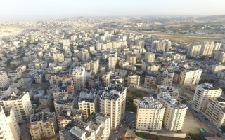 שכונות העוני שבנויות לגובה נותנות פתרון מגורים לתושבי מזרח ירושלים