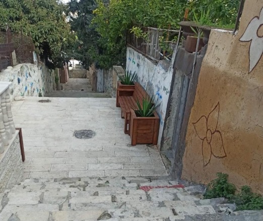 סמטאות ומעברים בשכונת א-ת'ורי: פענוח הגיונות סותרים בעיצוב המרחב